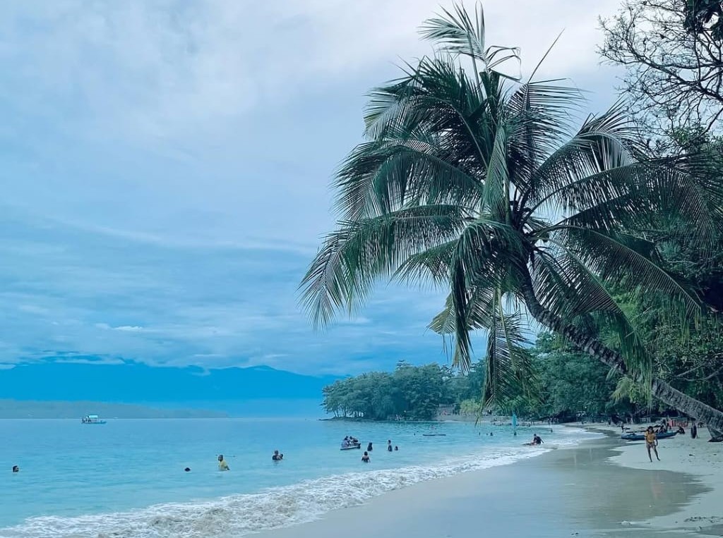 Pantai Pasir Putih